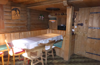 Das Kellerstüberl mit Gäste-Kühlschrank